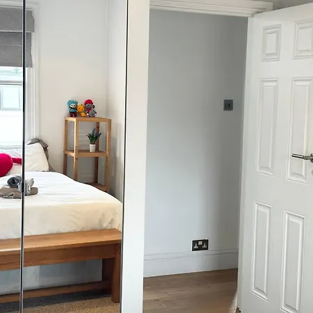Victorian Modern Two Bedrooms Flat In West Kensington With London Skyline View Exterior photo